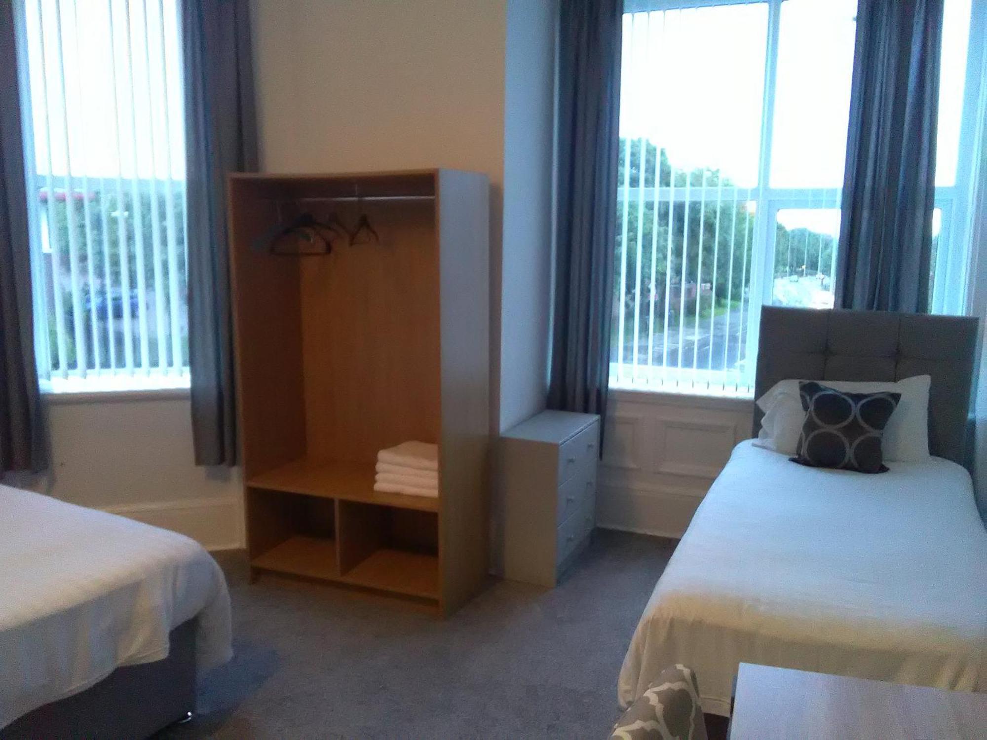 Newcastle West Hotel & Bar Bilik gambar